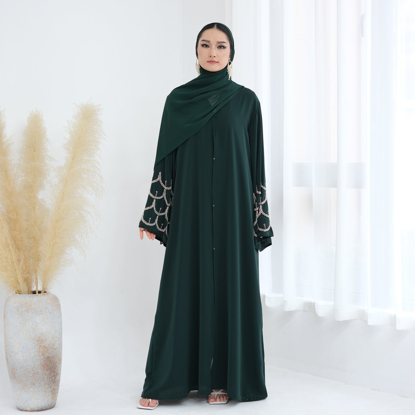 2026 Middle Eastern Solid Color Hand-Beaded Open Abaya Cardigan with Pockets – Modest Fashion