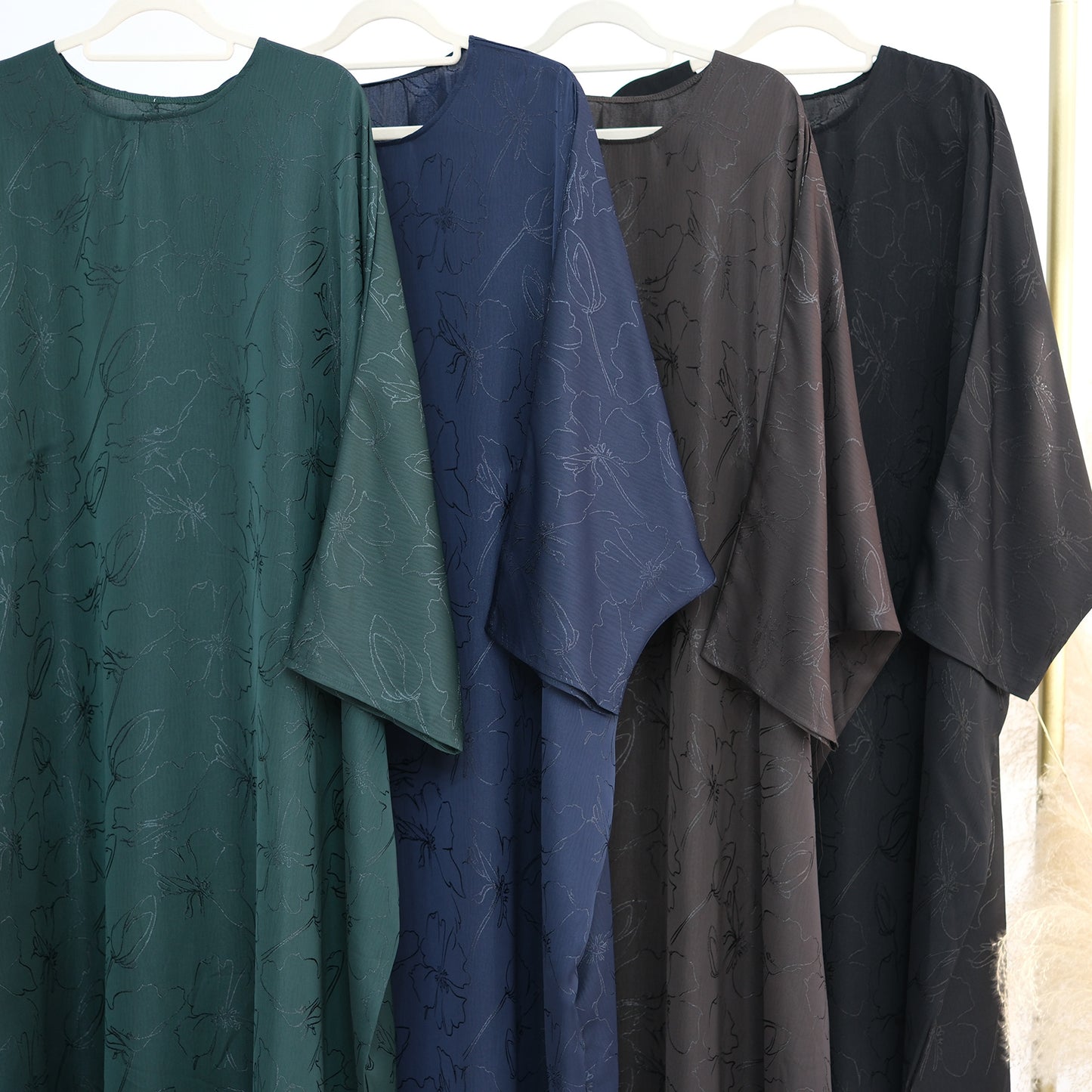 2025 Loriya Dubai Turkish Jacquard Maxi Dress for Muslim Women – Modest Middle Eastern Fashion